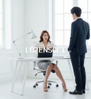 화이트톤 사무실에서 사장을 보고 깜짝 놀라는 비서 05 썸네일